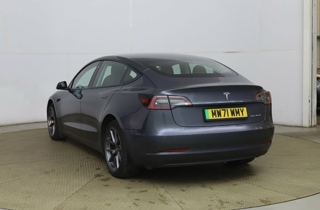 Tesla Model 3 Saloon Grey #5