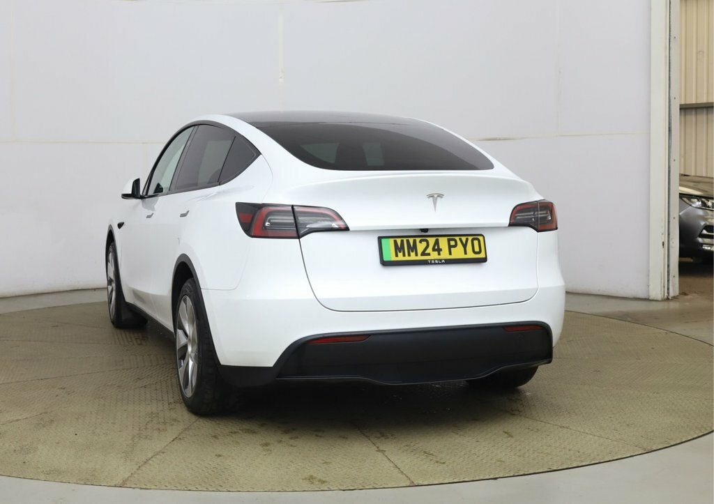 Tesla Model Y Suv White #5