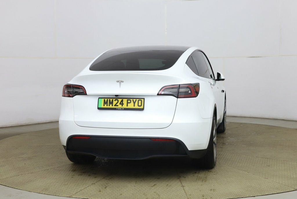 Tesla Model Y Suv White #4