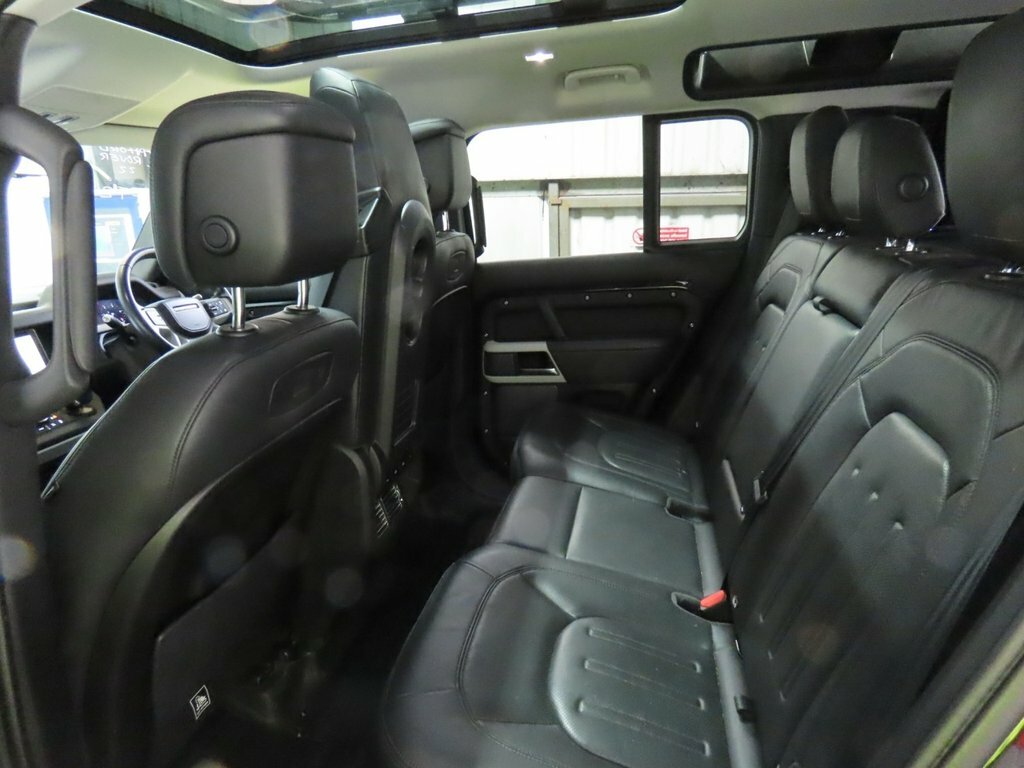 Land Rover Defender 110 2.0 D240 Se 110 Blue #8