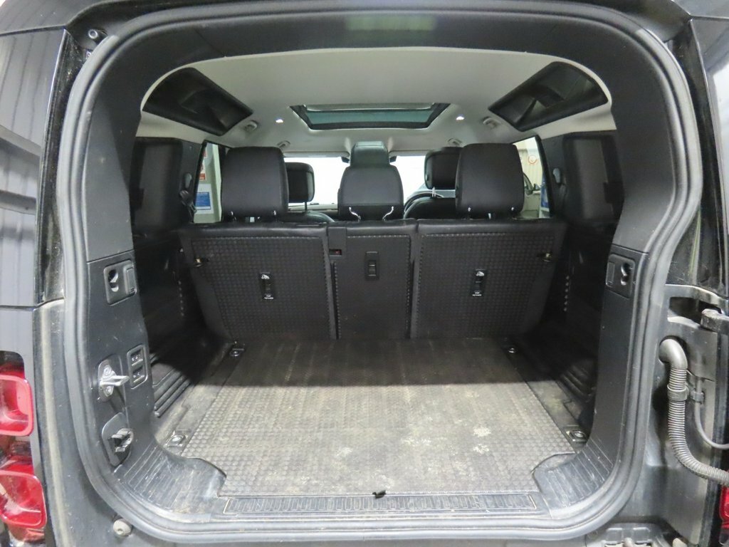 Land Rover Defender 110 2.0 D240 Se 110 Blue #11