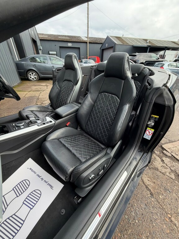 Audi S5 Hatchback Black #12