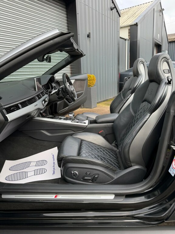 Audi S5 Hatchback Black #10