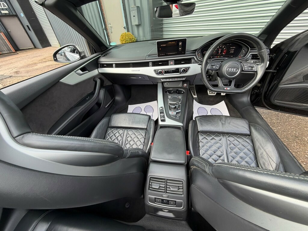 Audi S5 Hatchback Black #8