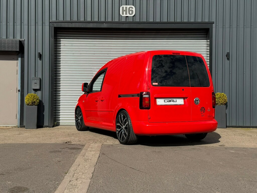 Volkswagen Caddy 1.6 Tdi C20 Startline Red #5