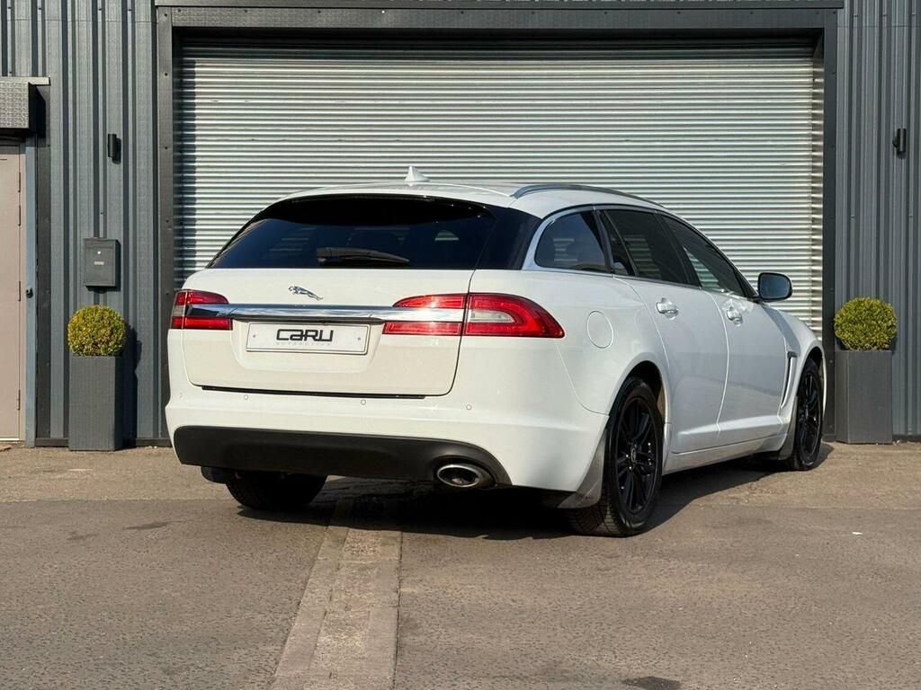 Jaguar XF 2.2 D Luxury White #6