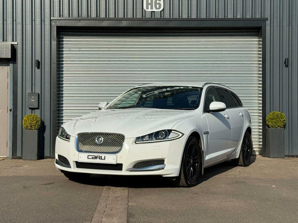 Jaguar XF 2.2 D Luxury White #2