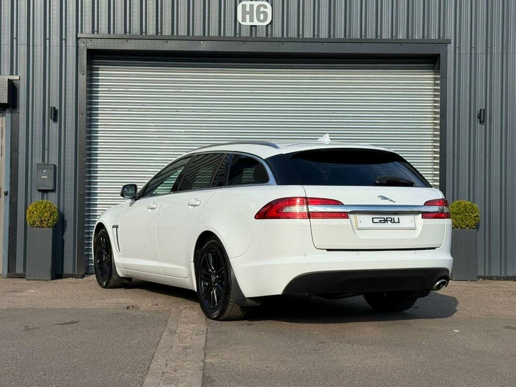 Jaguar XF 2.2 D Luxury White #5