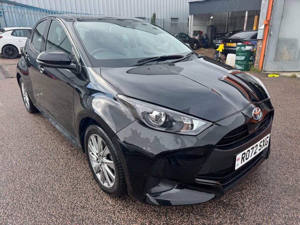 Toyota Yaris 1.5 Vvt-h Icon E-cvt Euro 6 Ss Black