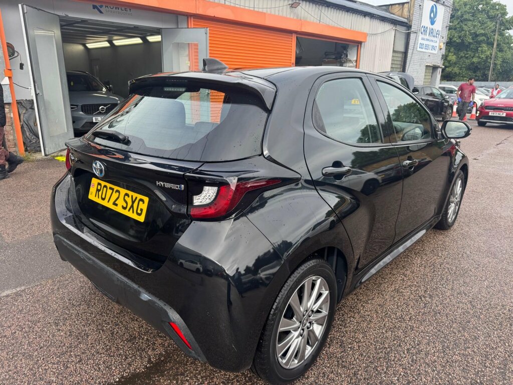 Toyota Yaris 1.5 Vvt-h Icon E-cvt Euro 6 Ss RO72SXG Black #4