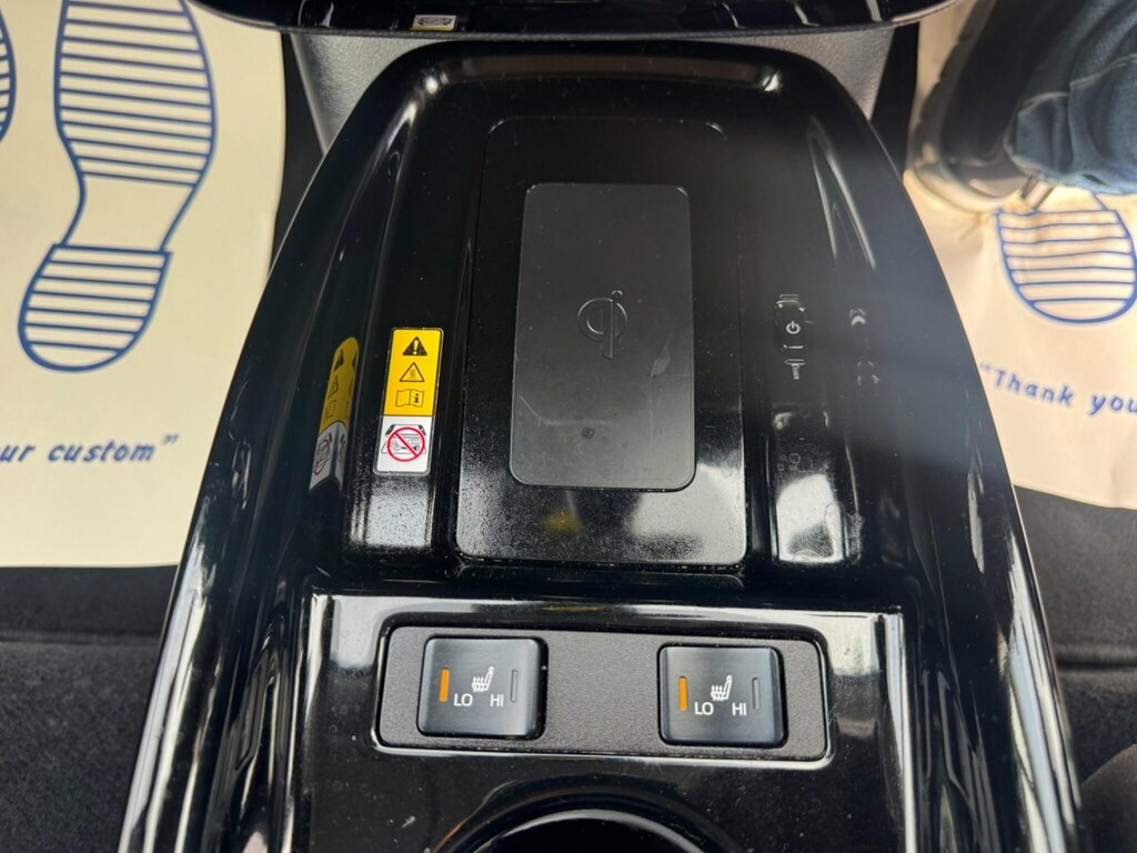 Toyota Prius+ Mpv 201823 #21