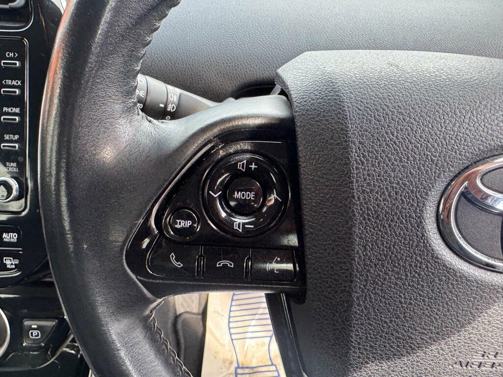 Toyota Prius+ Mpv 201823 #16