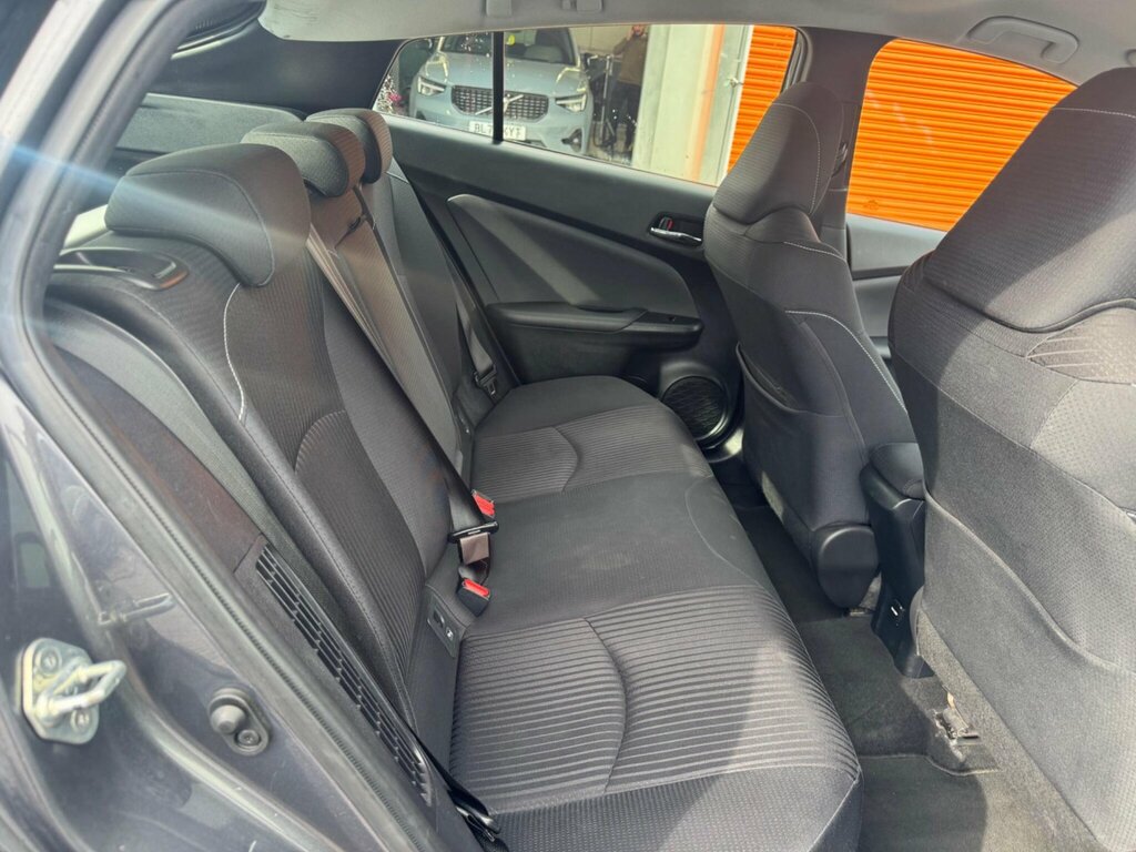 Toyota Prius+ Mpv 201823 #12