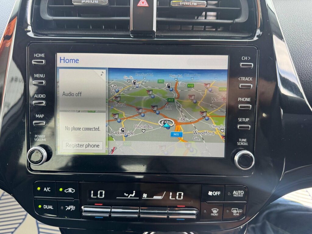Toyota Prius+ Mpv 201823 #14