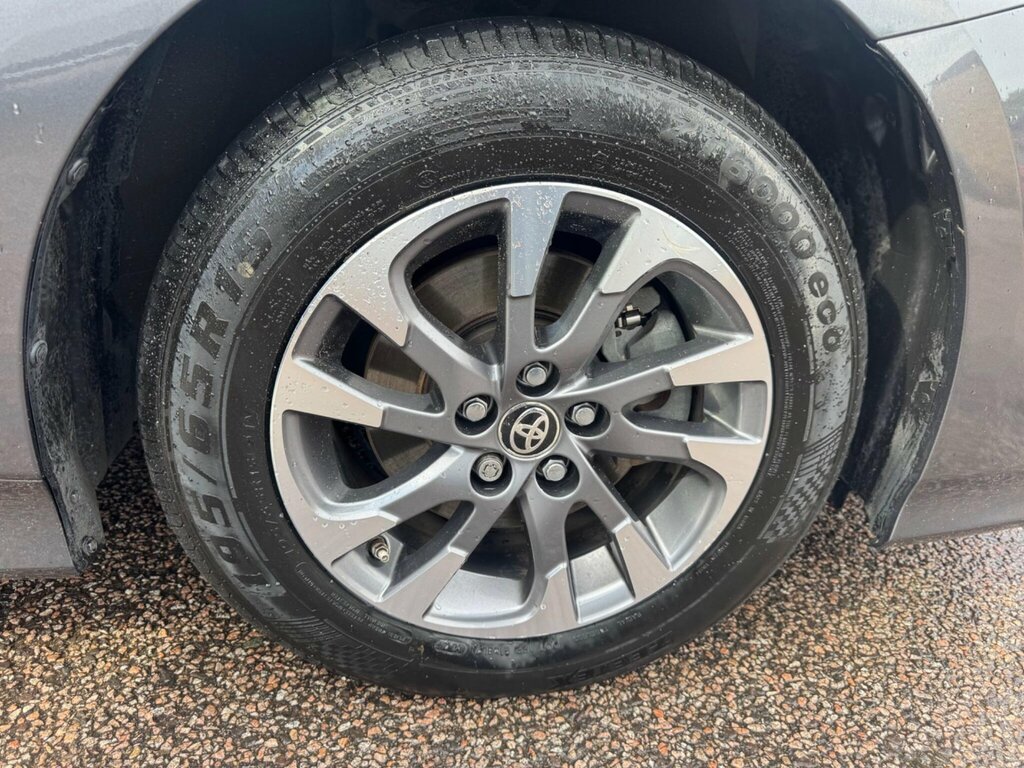 Toyota Prius+ Mpv 201823 #23