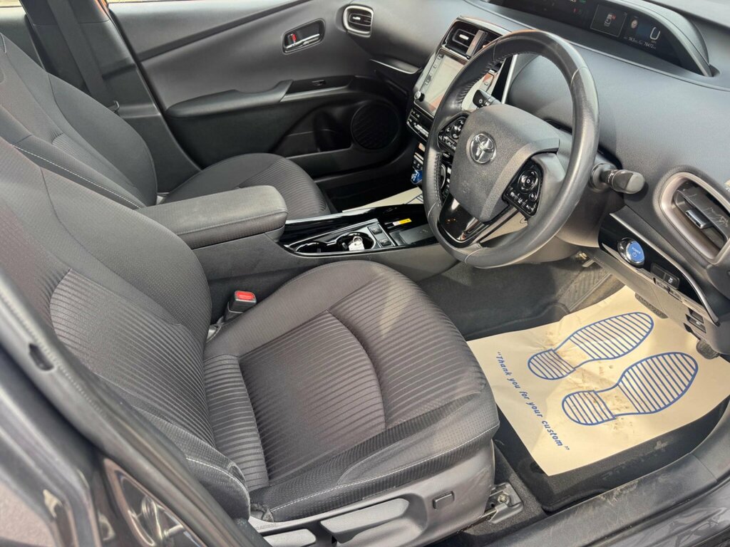 Toyota Prius+ Mpv 201823 #9
