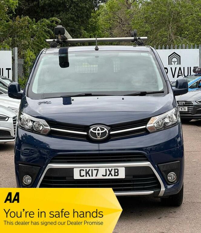 Toyota PROACE Panel Van 2.0D Comfort Medium Panel Van Mwb Euro 6 Blue #2