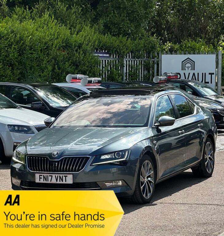 Skoda Superb Hatchback 2.0 Tdi Laurin Klement Dsg 6Spd E Grey