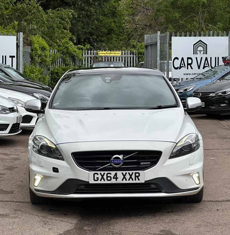 Volvo V40 Hatchback 2.0 D4 R-design Lux Nav Geartronic Euro GX64XXR White #2