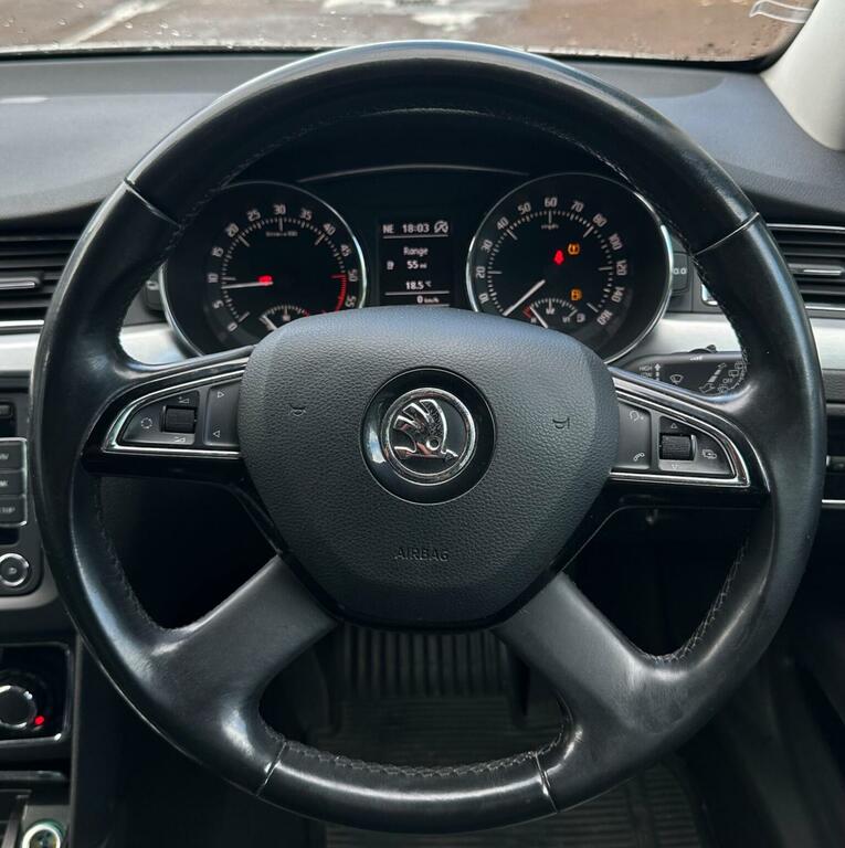 Skoda Superb Black #31