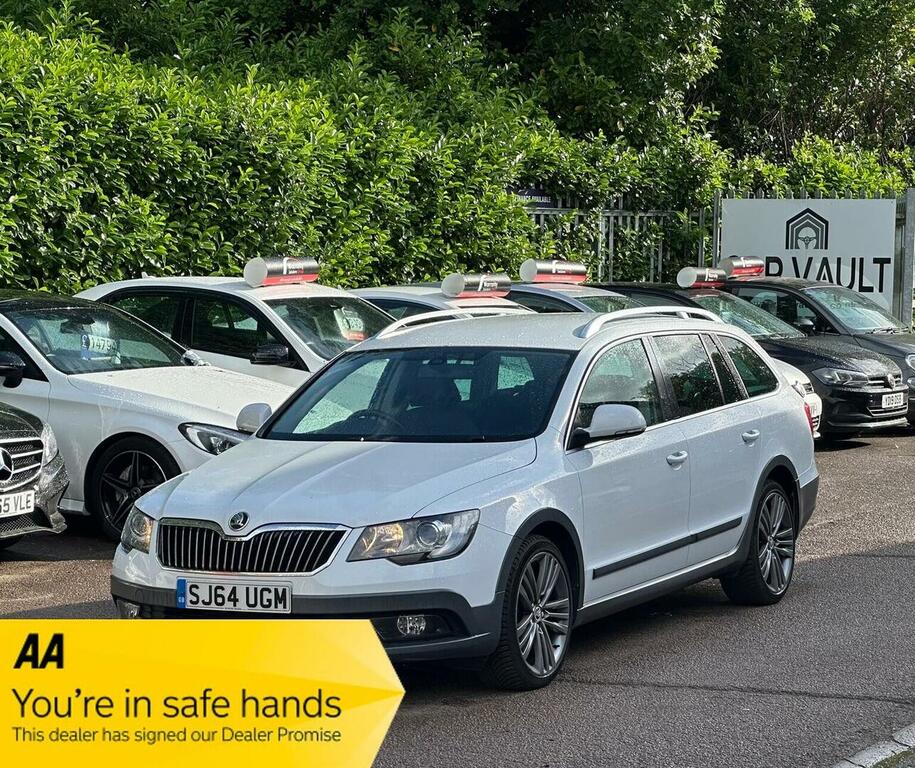 Skoda Superb Estate 2.0 Tdi Outdoor Plus 4Wd Euro 5 20146 White