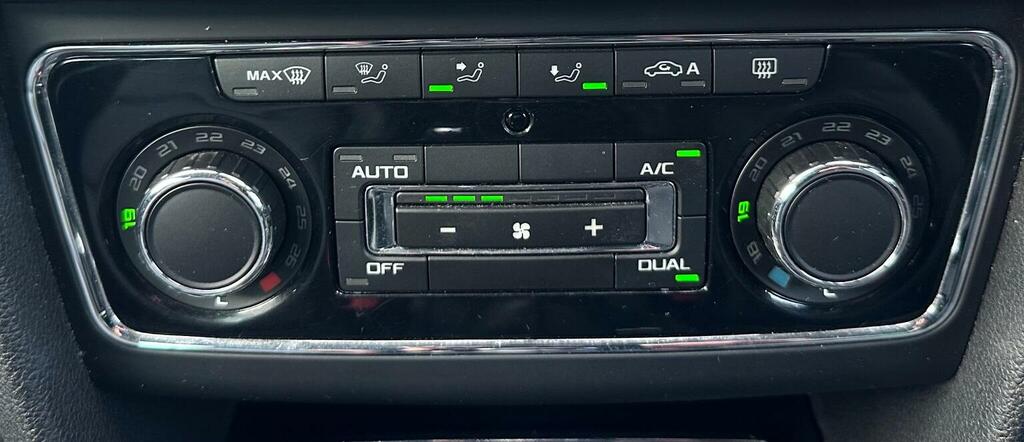 Skoda Superb Black #43