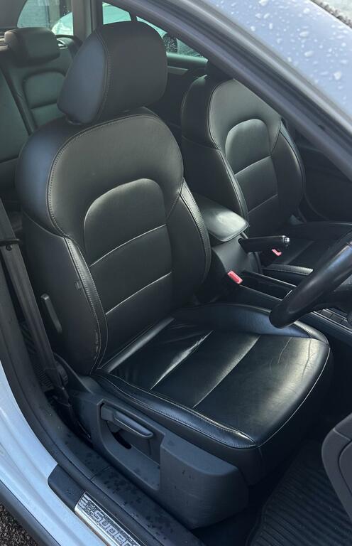 Skoda Superb Black #11