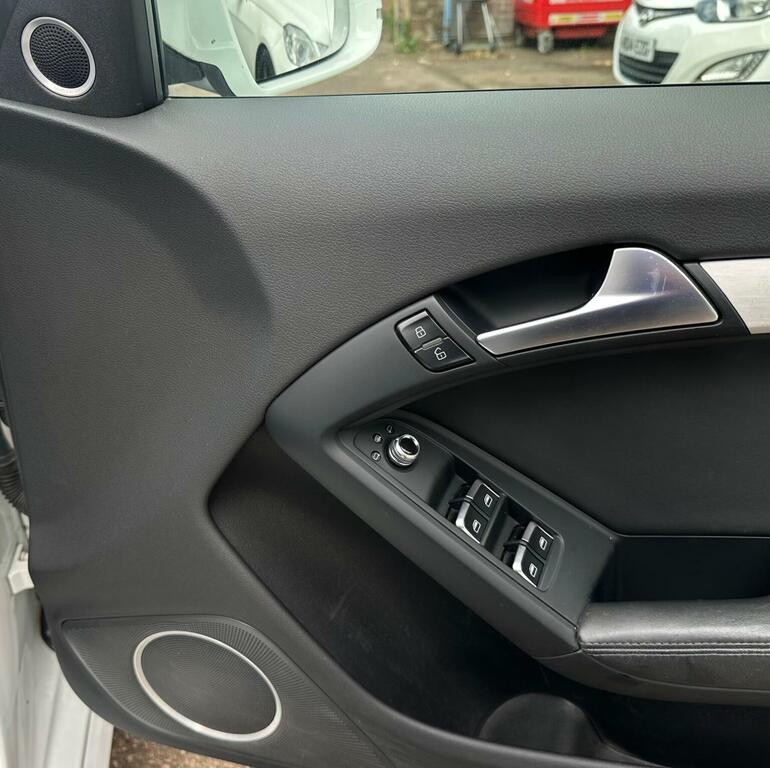 Audi A5 2.0 Tdi 177 S Line Special Edition White #24