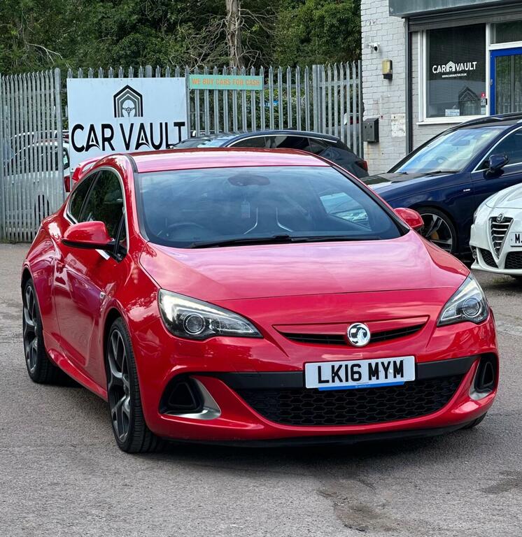 Vauxhall Astra GTC White #61