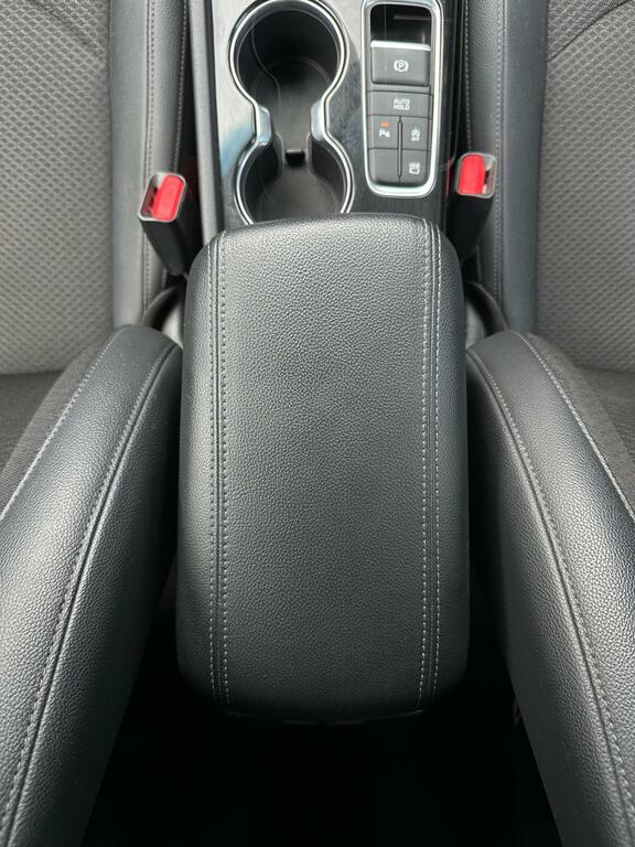 Kia Optima Phev Auto White #94