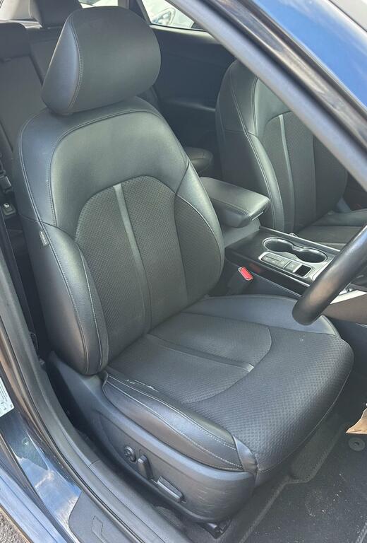 Kia Optima Phev Auto White #66