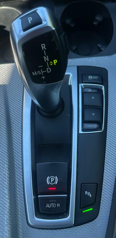 BMW 5 Series 2015 3.0 535D M Black #100