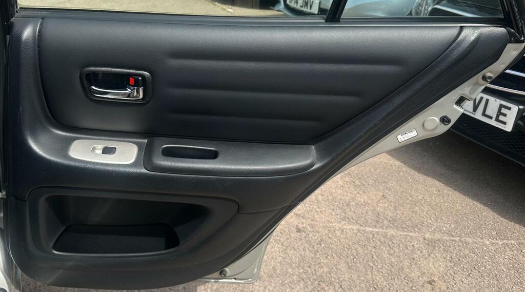 Lexus IS 2L Sportcross Silver #25