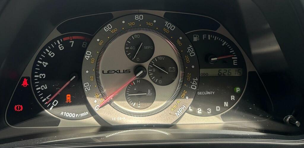 Lexus IS 2L Sportcross Silver #37