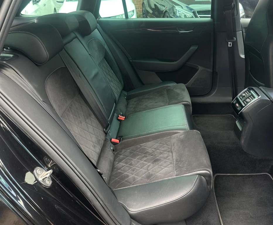 Skoda Superb 2.0 Tdi Cr Se Technology Dsg 7 Speed  #14