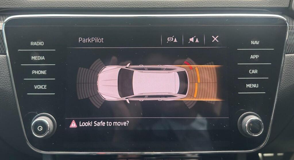 Skoda Superb 2.0 Tdi Cr Se Technology Dsg 7 Speed  #106