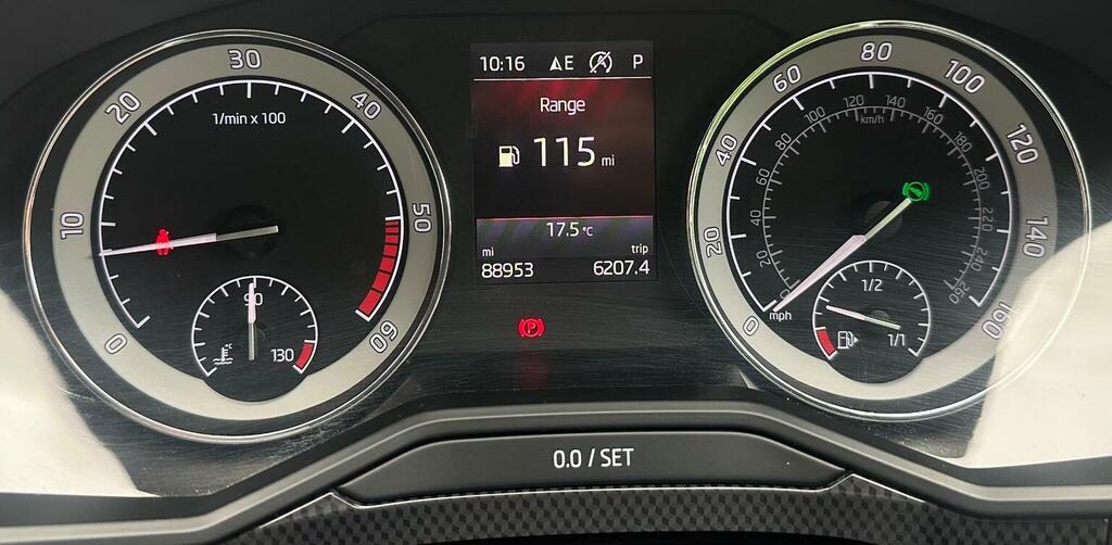 Skoda Superb 2.0 Tdi Cr Se Technology Dsg 7 Speed  #93