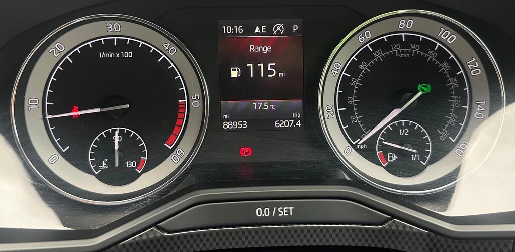Skoda Superb 2.0 Tdi Cr Se Technology Dsg 7 Speed  #36