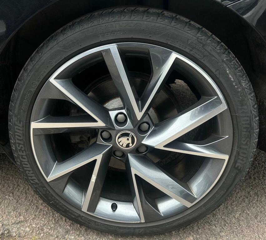 Skoda Superb 2.0 Tdi Cr Se Technology Dsg 7 Speed  #113
