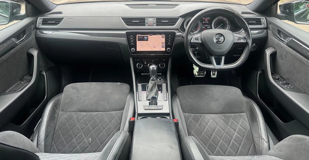 Skoda Superb 2.0 Tdi Cr Se Technology Dsg 7 Speed  #28