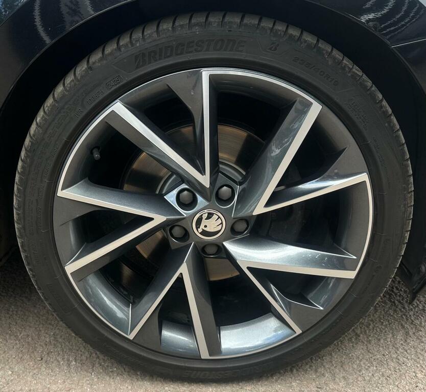 Skoda Superb 2.0 Tdi Cr Se Technology Dsg 7 Speed  #112
