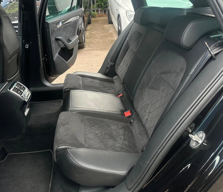 Skoda Superb 2.0 Tdi Cr Se Technology Dsg 7 Speed  #16