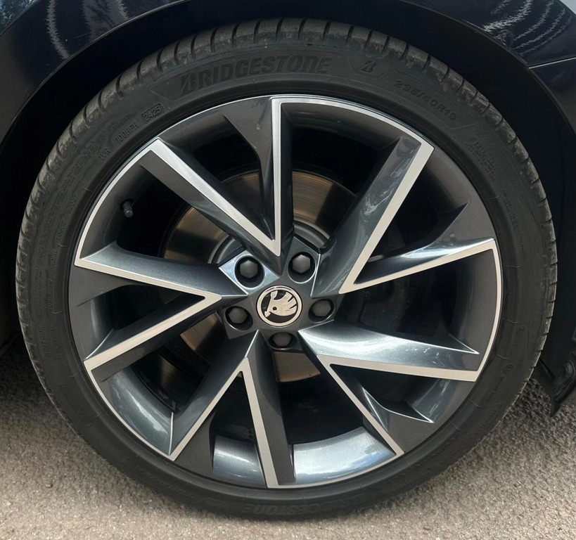 Skoda Superb 2.0 Tdi Cr Se Technology Dsg 7 Speed  #55