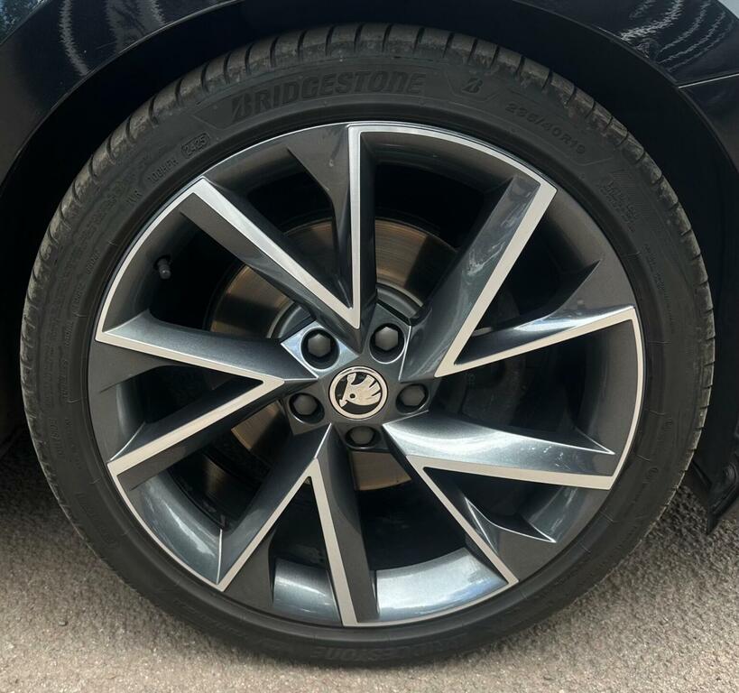 Skoda Superb 2.0 Tdi Cr Se Technology Dsg 7 Speed  #111