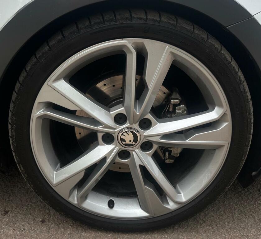 Skoda Superb 2.0 Tdi Laurin Grey #108