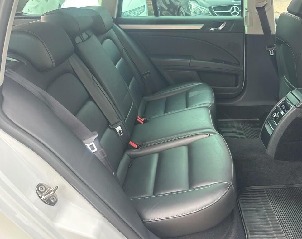 Skoda Superb 2.0 Tdi Laurin Grey #70