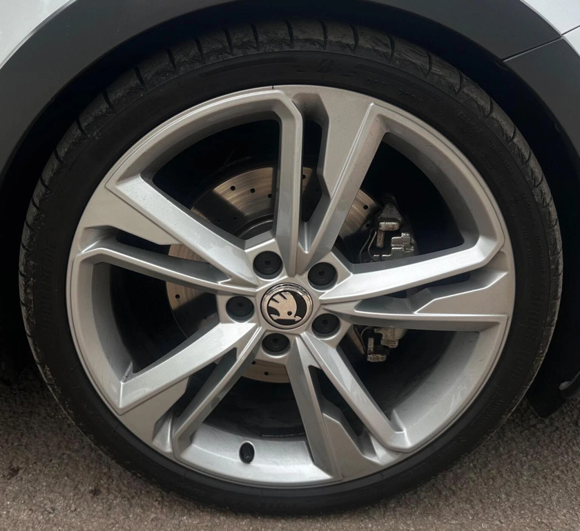 Skoda Superb 2.0 Tdi Laurin Grey #53