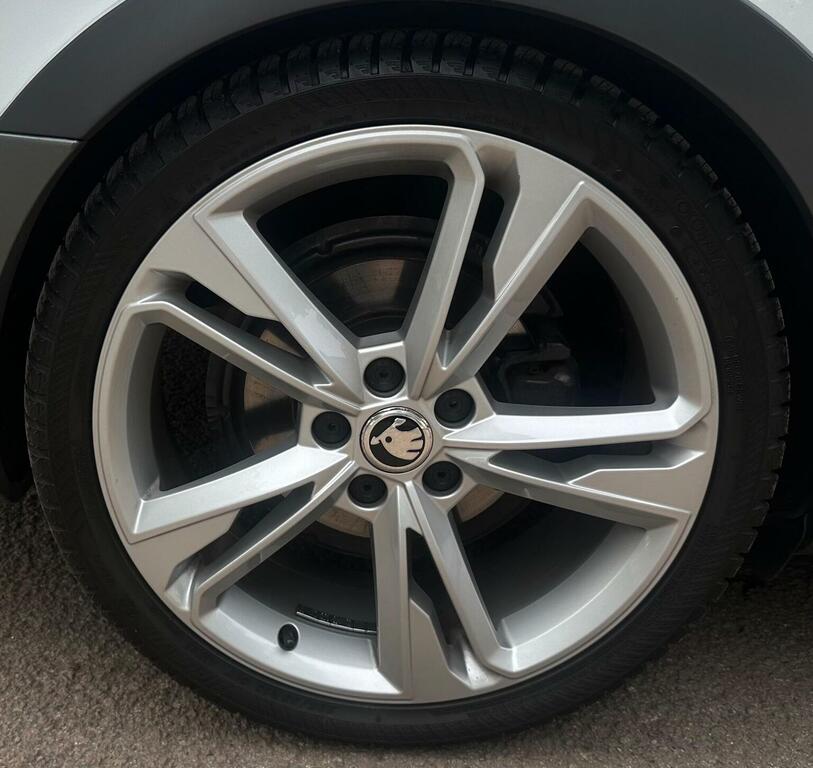 Skoda Superb 2.0 Tdi Laurin Grey #107