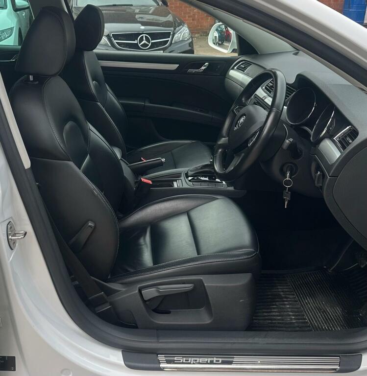 Skoda Superb 2.0 Tdi Laurin Grey #67