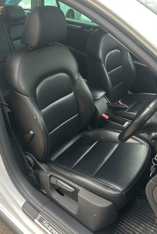 Skoda Superb 2.0 Tdi Laurin Grey #66